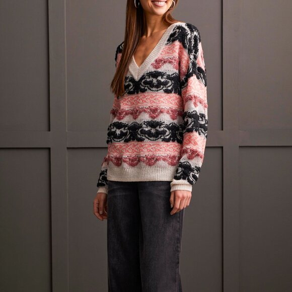 Tribal Sweater - Picture 1 of 4